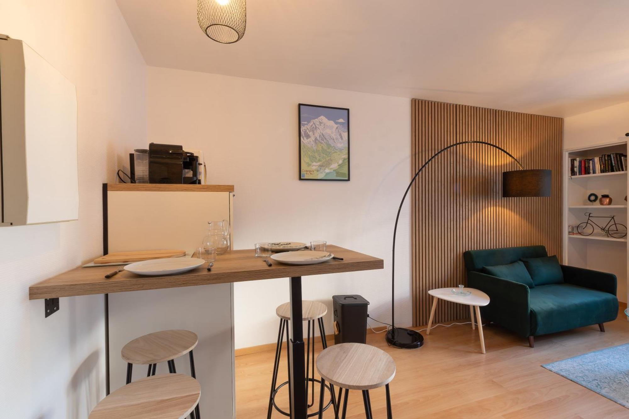 Cabana & L' Ideal - Gare, Lac Et Parking Public 5 Min Annecy Luaran gambar
