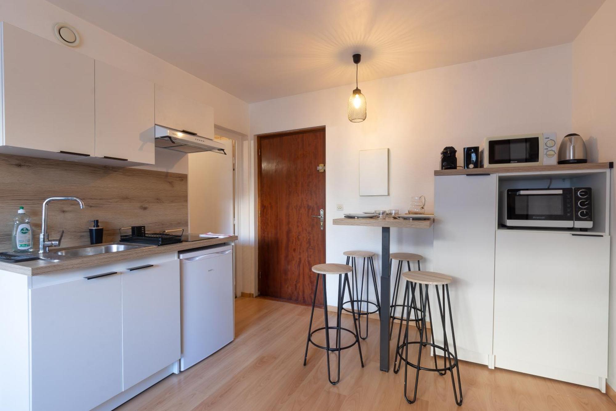 Cabana & L' Ideal - Gare, Lac Et Parking Public 5 Min Annecy Luaran gambar
