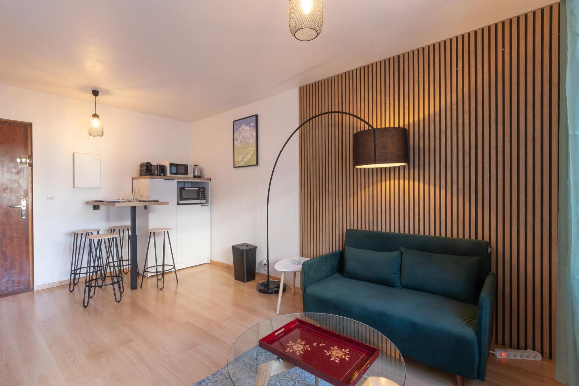 Cabana & L' Ideal - Gare, Lac Et Parking Public 5 Min Annecy Luaran gambar