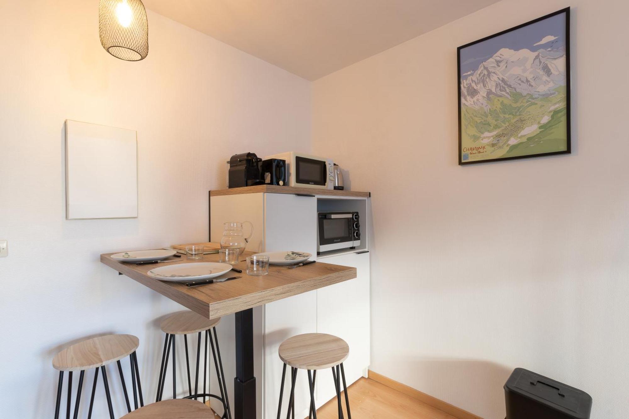 Cabana & L' Ideal - Gare, Lac Et Parking Public 5 Min Annecy Luaran gambar
